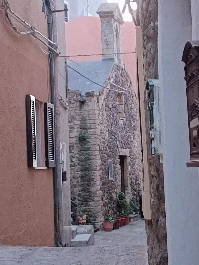 B&B Casa Doria Castelsardo Eksteriør billede